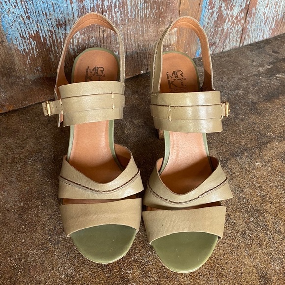 MRKT Market Polly Truffle Cork Heel - Picture 2 of 8